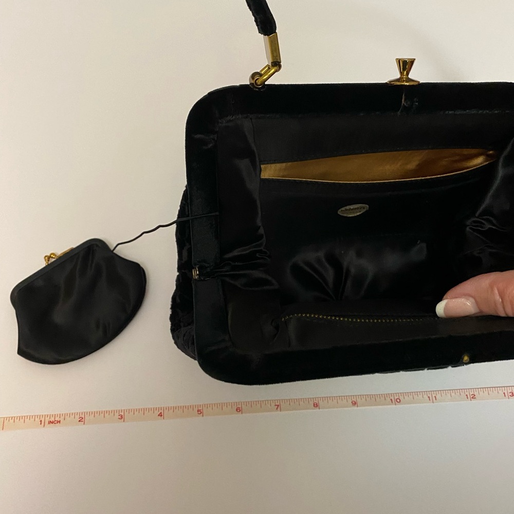 Antique Vintage Purse in black velvet - Picture 6 of 10